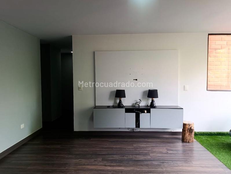3BR Apartment in EL POBLADO (84 m²) - 3