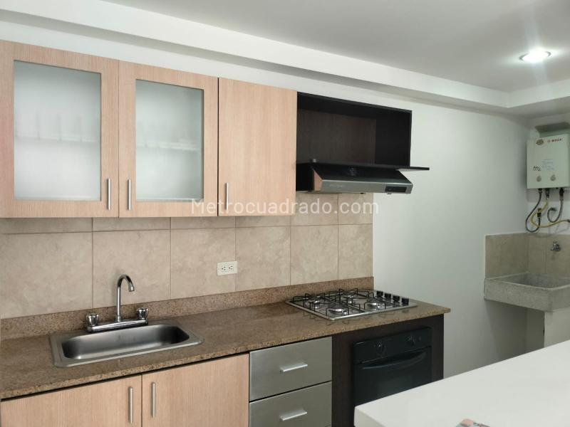 3BR Apartment with Balcony and Covered Parking in Growing El Poblado Area - 6