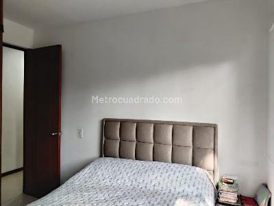 Apartamento de 3 alcobas en venta en El Poblado, Medellín, 106 m² · foto 13 de 19