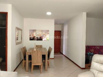 Apartamento de 3 alcobas en venta en El Poblado, Medellín, 106 m² · foto 2 de 19