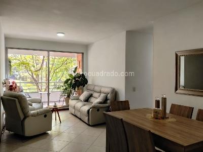 Apartamento de 3 alcobas en venta en El Poblado, Medellín, 106 m² · foto 3 de 19