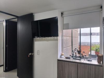 Apartamento de 3 alcobas en venta en El Poblado, Medellín, 92 m² · foto 10 de 16