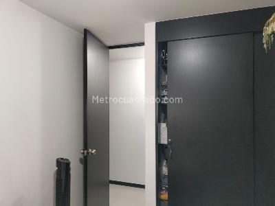 Apartamento de 3 alcobas en venta en El Poblado, Medellín, 92 m² · foto 12 de 16