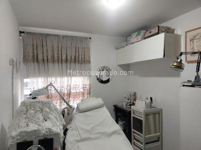 Apartamento de 3 alcobas en venta en El Poblado, Medellín, 92 m² · foto 13 de 16