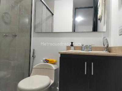 Apartamento de 3 alcobas en venta en El Poblado, Medellín, 92 m² · foto 16 de 16