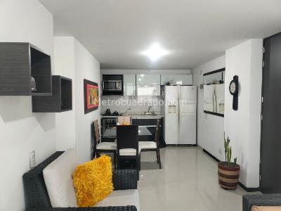 Apartamento de 3 alcobas en venta en El Poblado, Medellín, 92 m² · foto 3 de 16