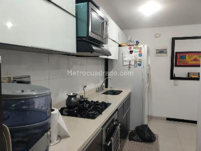 Apartamento de 3 alcobas en venta en El Poblado, Medellín, 92 m² · foto 6 de 16