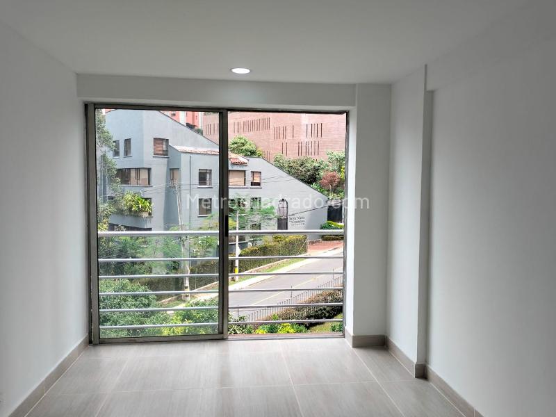 Apartamento de 3 Alcobas en El Poblado (2 Niveles) - 2