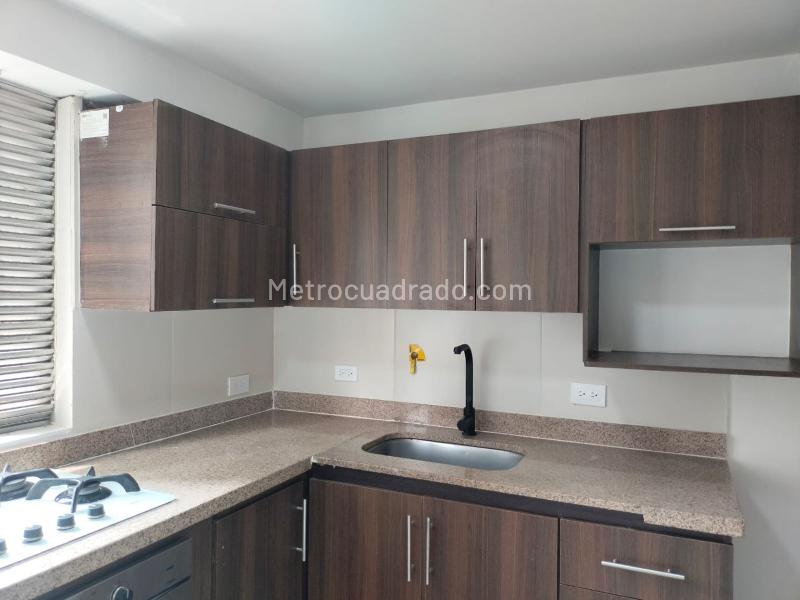 Apartamento de 3 Alcobas en El Poblado (2 Niveles) - 7