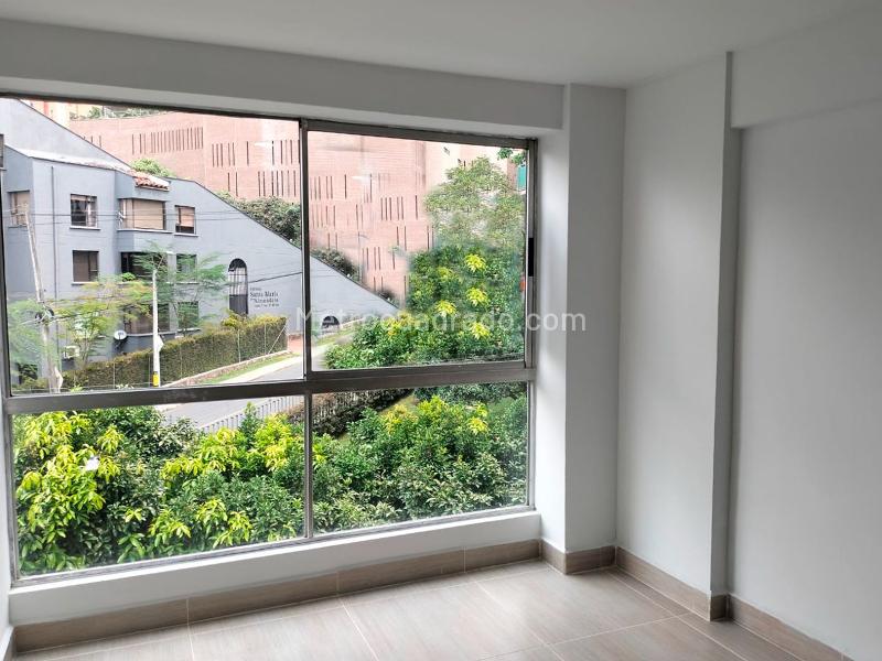 Apartamento de 3 Alcobas en El Poblado (2 Niveles) - 8