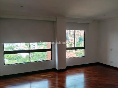 Apartamento de 3 alcobas en venta en El Poblado, Medellín, 185 m² · foto 10 de 19