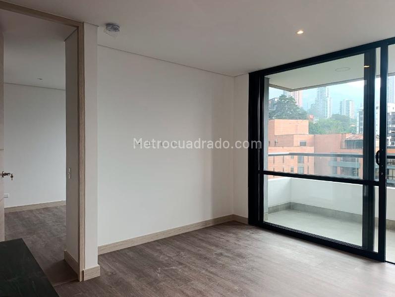 1BR Studio Apartment with Terrace in El Poblado - 6