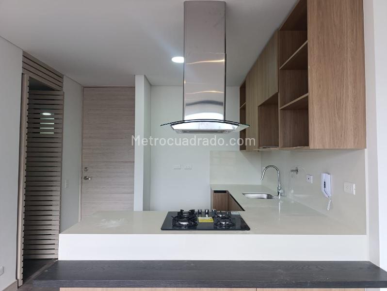 1BR Studio Apartment with Terrace in El Poblado - 8