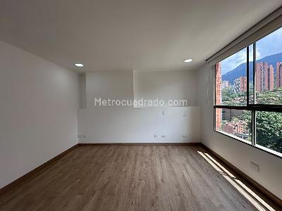 Apartamento de 3 alcobas en arriendo en El Poblado, Medellín, 160 m² · foto 8 de 20