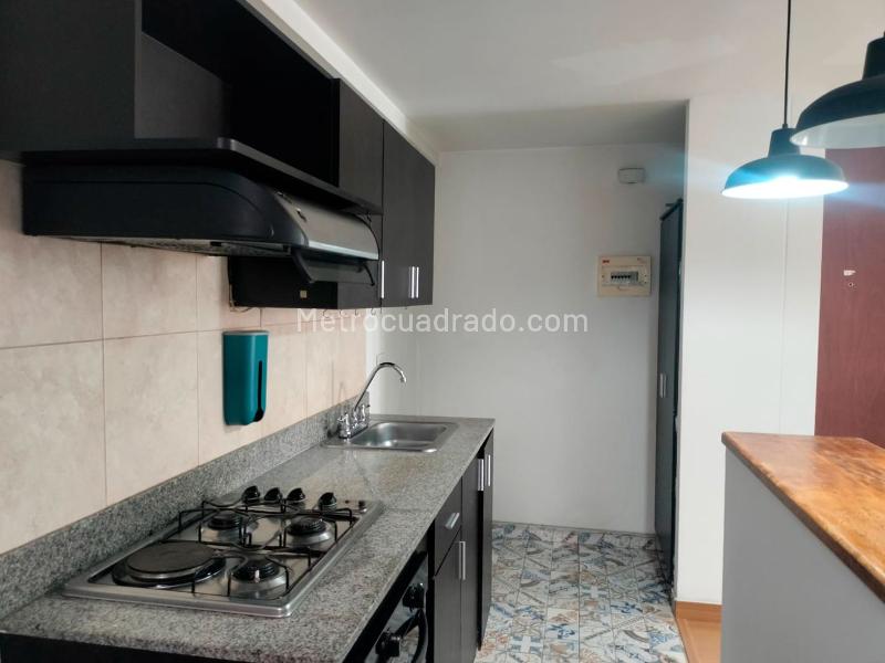 Apartamento de 3 Alcobas en El Poblado con Balcón y Parqueadero - 7