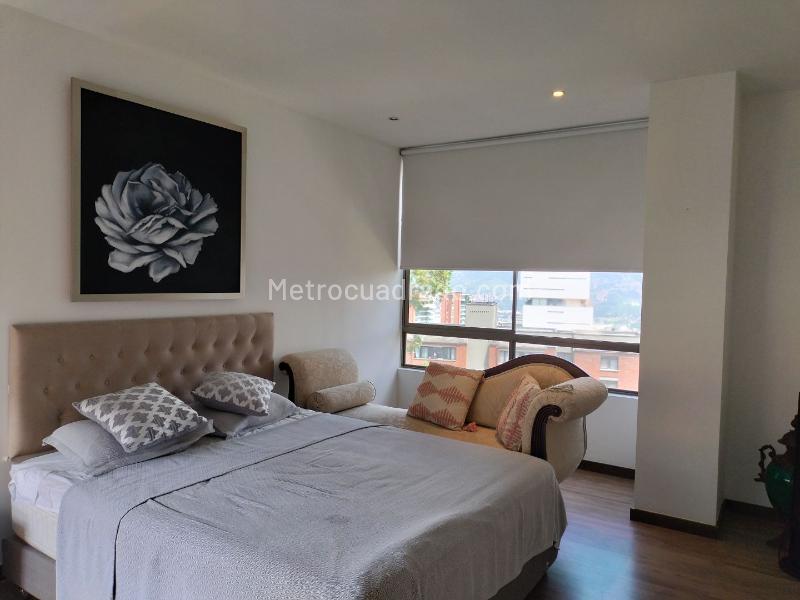 Apartamento Moderno de 3 Alcobas con Gimnasio en El Poblado - 9