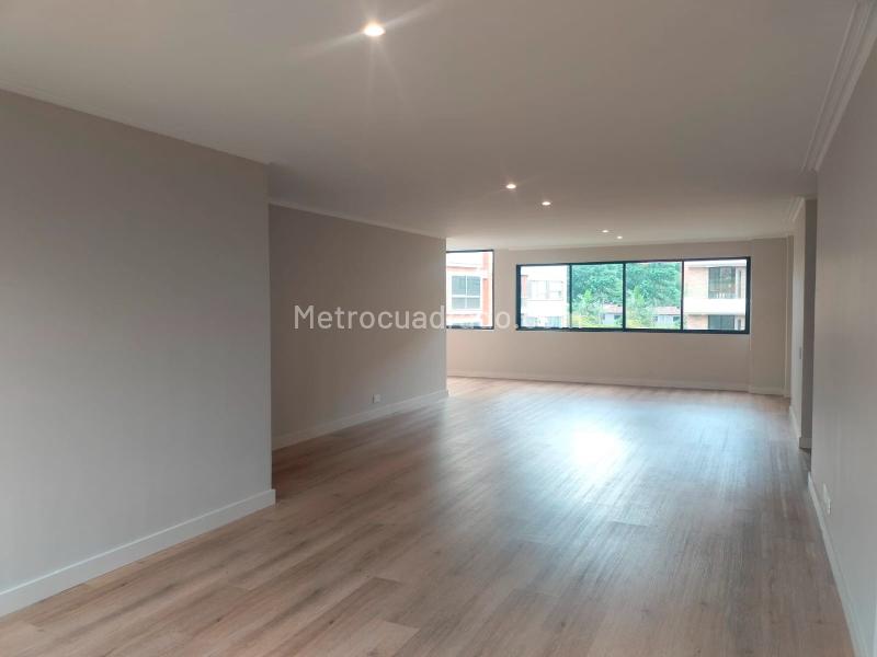 Modern 3BR Apartment in El Poblado