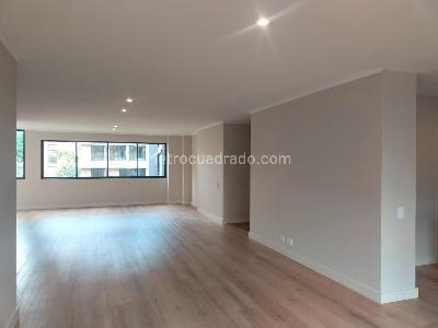 Apartamento de 3 alcobas en venta en El Poblado, Medellín, 192 m² · foto 2 de 20