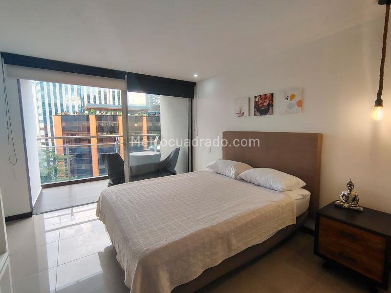 Apartamento Amoblado de 2 Alcobas con Balcón en El Poblado - 7