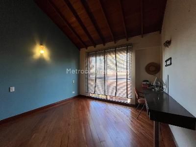 Casa de 3 alcobas en venta en Los Balsos, Medellín, 257 m² · foto 10 de 19