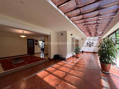 Casa de 3 alcobas en venta en Los Balsos, Medellín, 257 m² · foto 19 de 19