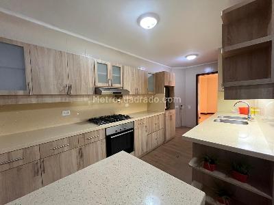 Casa de 3 alcobas en venta en Los Balsos, Medellín, 257 m² · foto 6 de 19