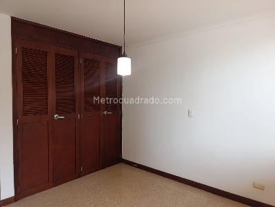 Apartamento en venta en El Poblado, Medellín · foto 14 de 17