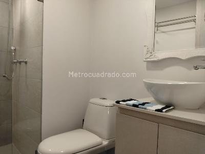 Apartamento de 2 alcobas en arriendo en El Poblado, Medellín, 102 m² · foto 19 de 19
