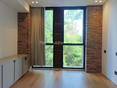 Apartamento de 2 alcobas en arriendo en El Poblado, Medellín, 203 m² · foto 14 de 19