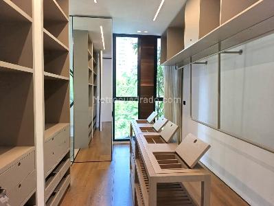 Apartamento de 2 alcobas en arriendo en El Poblado, Medellín, 203 m² · foto 19 de 19