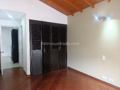 Casa en arriendo en El Poblado, Medellín · foto 14 de 18