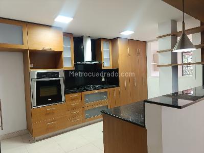 Casa en arriendo en El Poblado, Medellín · foto 7 de 18