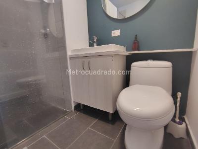 Apartamento de 3 alcobas en arriendo en El Diamante No. 2, Medellín, 140 m² · foto 14 de 15