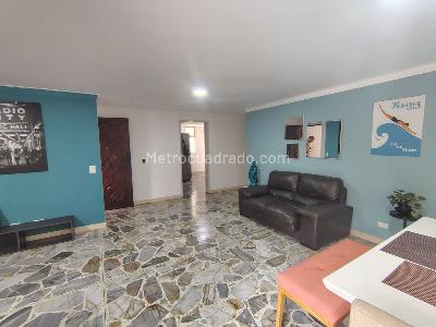 Apartamento de 3 alcobas en arriendo en Santa María De Los Ángeles, Medellín, 140 m² · foto 2 de 15