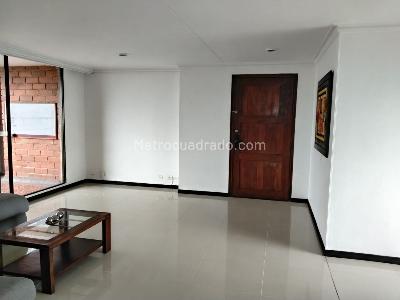 Apartamento en arriendo en El Poblado, Medellín · foto 4 de 20