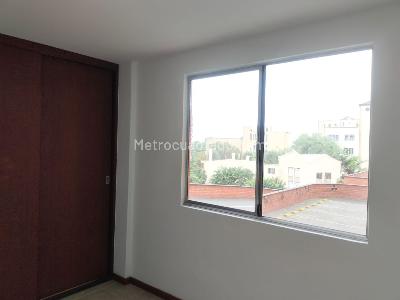 Apartamento de 3 alcobas en arriendo en El Poblado, Medellín, 80 m² · foto 13 de 17