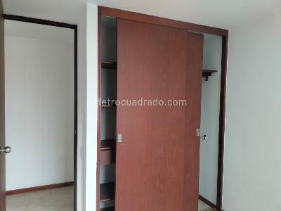 Apartamento de 3 alcobas en arriendo en El Poblado, Medellín, 80 m² · foto 14 de 17
