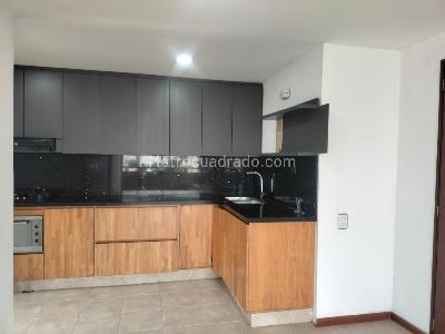 Apartamento de 3 alcobas en arriendo en El Poblado, Medellín, 80 m² · foto 5 de 17