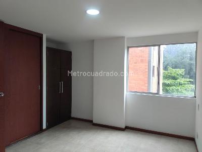 Apartamento de 3 alcobas en arriendo en El Poblado, Medellín, 80 m² · foto 9 de 17