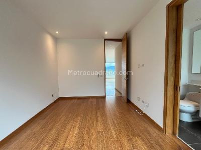 Apartamento en venta en El Poblado, Medellín · foto 12 de 19