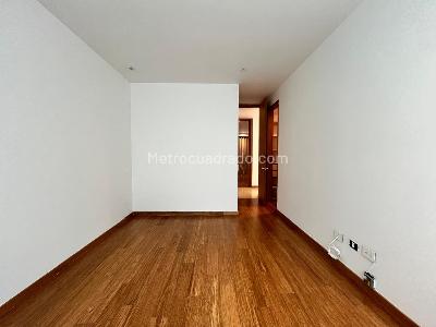 Apartamento en venta en El Poblado, Medellín · foto 14 de 19