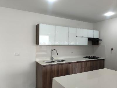 Apartamento de 3 alcobas en venta en Los Balsos, Medellín, 124 m² · foto 6 de 18