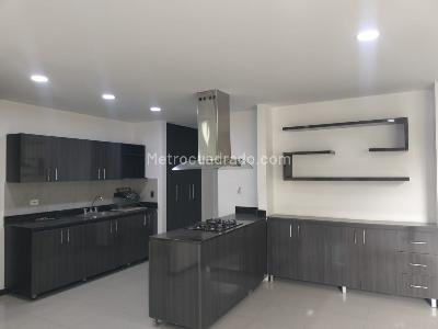 Apartamento de 3 alcobas en arriendo en Envigado, Envigado, 130 m² · foto 5 de 18