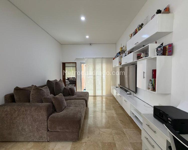 Casa Amoblada de 4 Alcobas con Piscina en Las Lomas No1 - 9