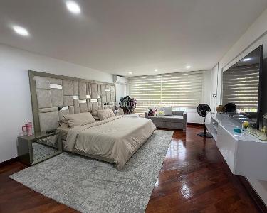 Casa de 4 alcobas en venta en El Poblado, Medellín, 522 m² · foto 12 de 19