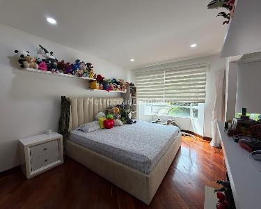 Casa de 4 alcobas en venta en El Poblado, Medellín, 522 m² · foto 13 de 19