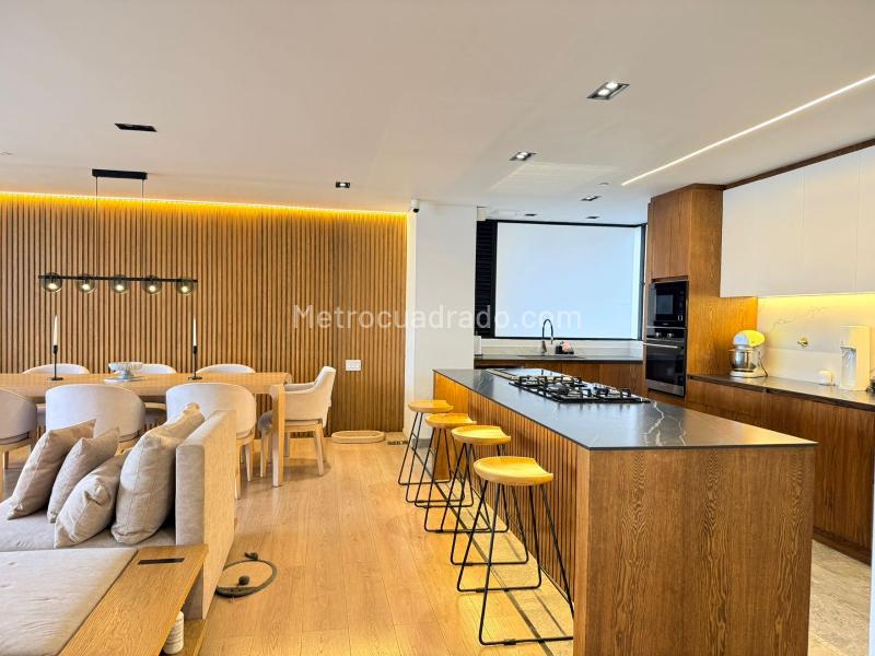 3BR Apartment for Rent in Gated Complex, El Poblado - 4