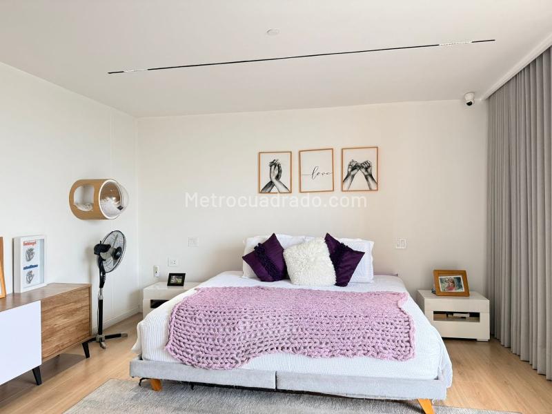 3BR Apartment for Rent in Gated Complex, El Poblado - 8