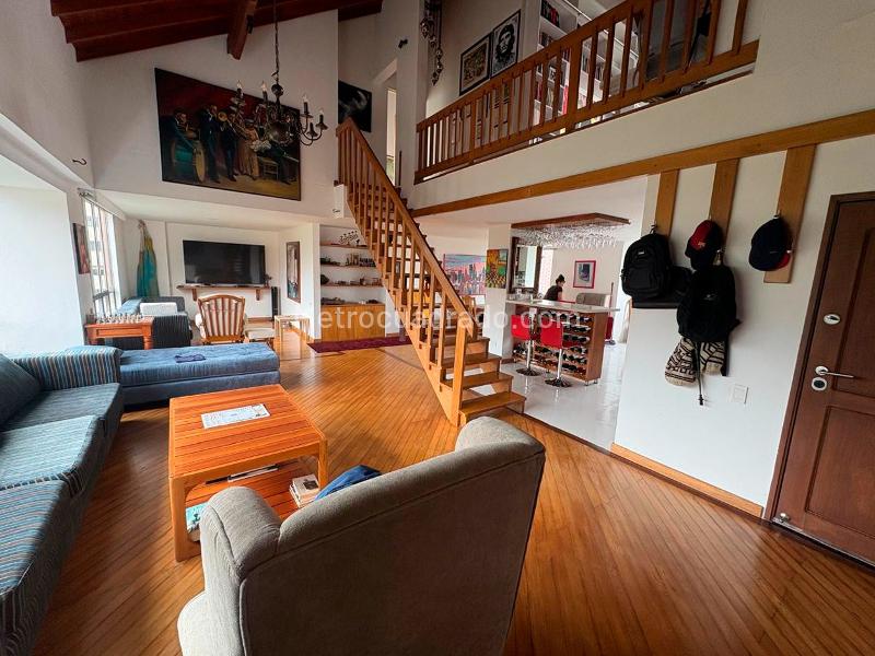 Stylish 2BR Apartment with Terrace in El Poblado - 2