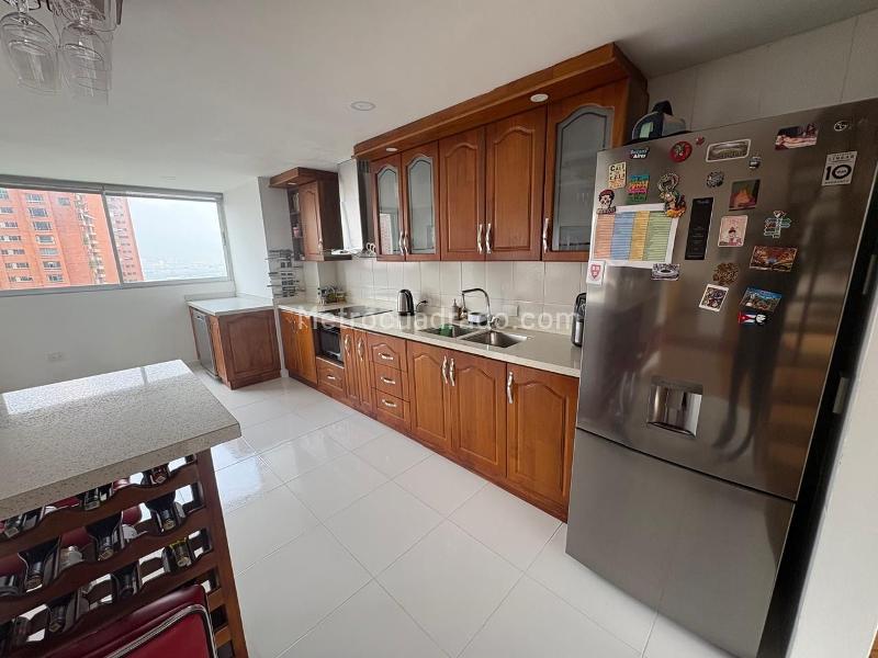 Stylish 2BR Apartment with Terrace in El Poblado - 4